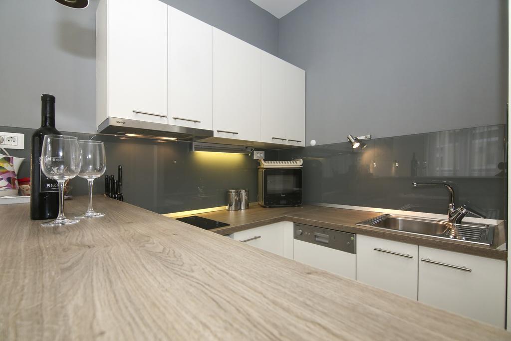 Anna Apartman